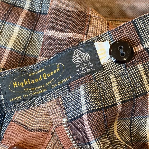 HIGHLAND QUEEN Vintage Reversible, Pleated Skirt; EUC - Picture 8 of 8